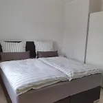 Apartment Dreier-ley *